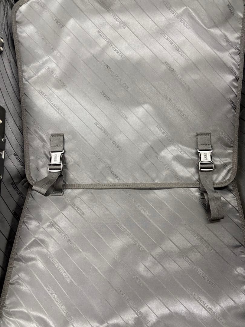 ZERO HALLIBURTON アルミニウム 83L ブラック キャリー 中古 ZERO