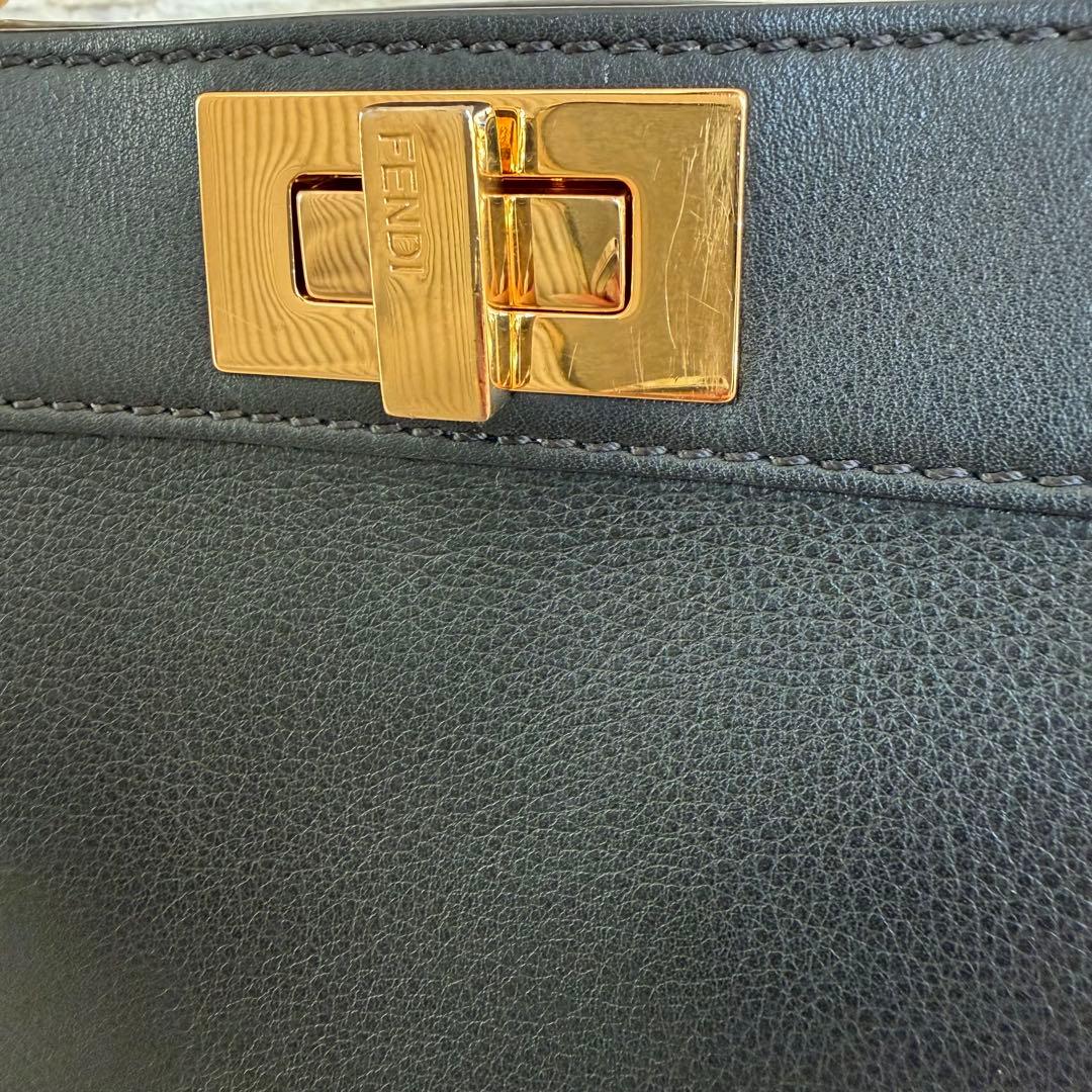 フェンディ　ピーカブー アイシーユー スモール　ブラック