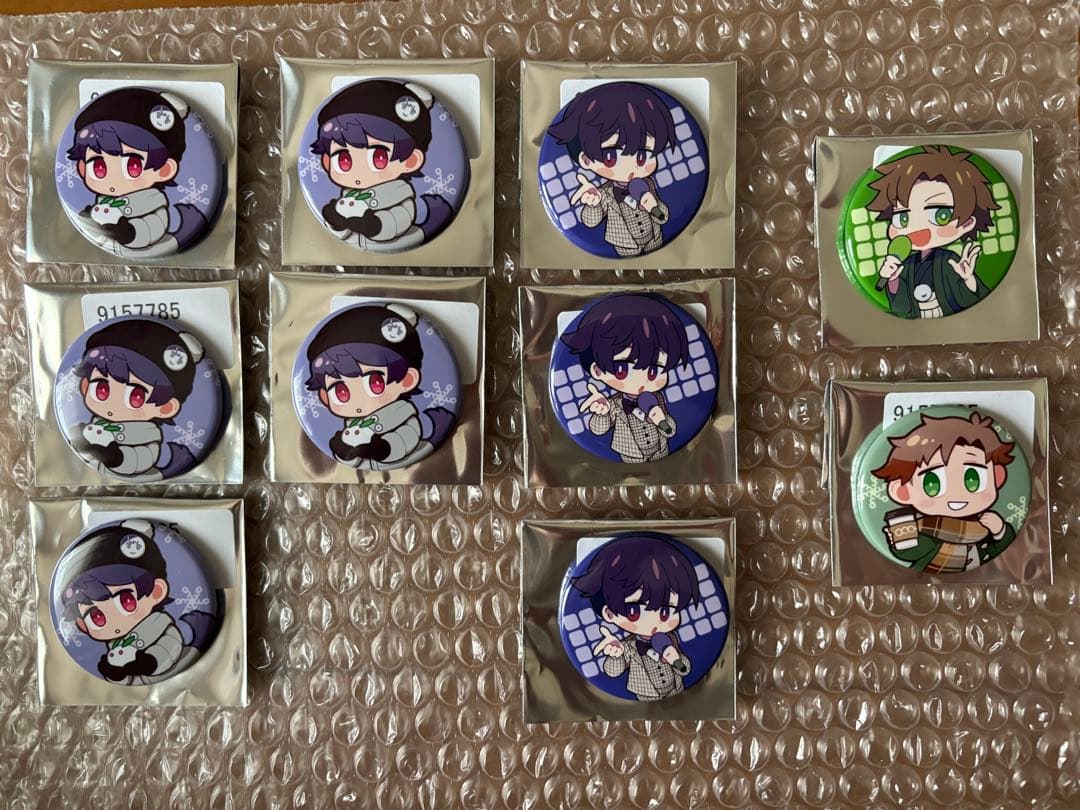 成人男性三人組 えるの 缶バッジ