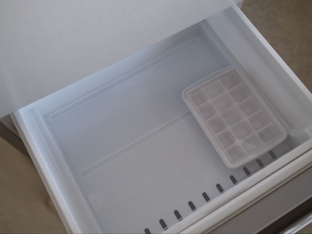 【美品】 HITACHI 日立 冷蔵庫　R-27KV-1 265L 2020年製