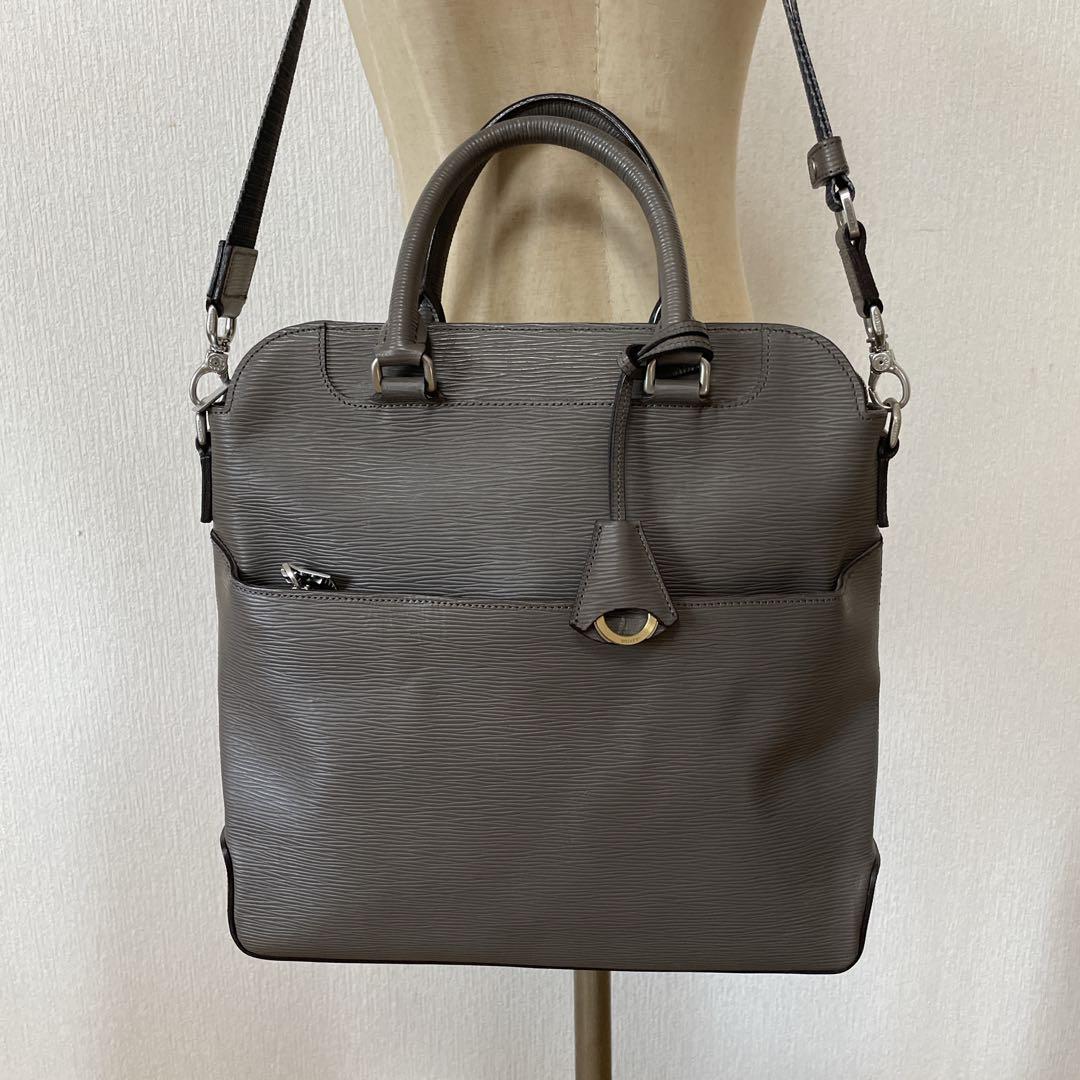 アニアリaniary 2WAYブリーフケース16-02002ウェイブレザー中古