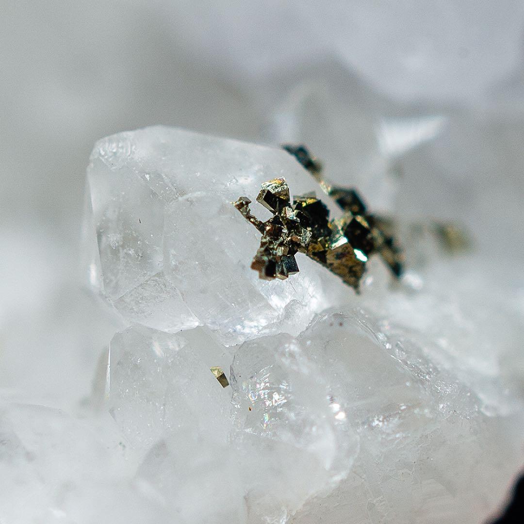 中国 ロードクロサイト フローライト 天然石 原石 鉱物標本 鉱石 蛍石