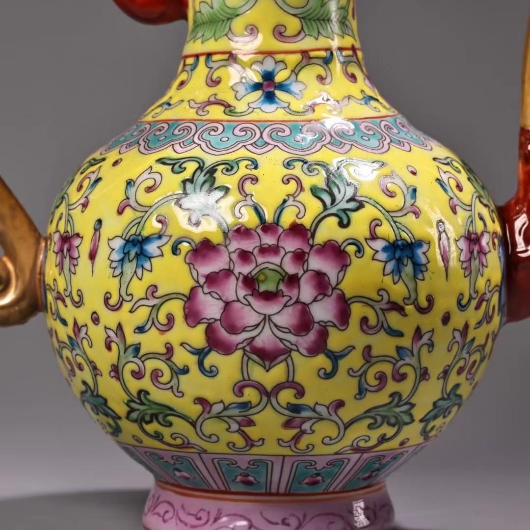 中国古美術・珍品旧蔵七宝彩と鎏金の磁器の茶壺・急須・文房具・置物