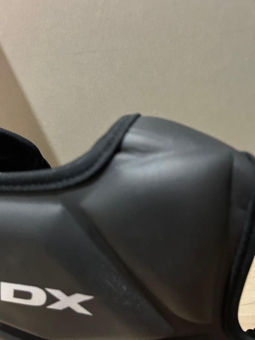 極美品RDX正規品 ボディプロテクター マヤハイドレザー 衝撃吸収素材