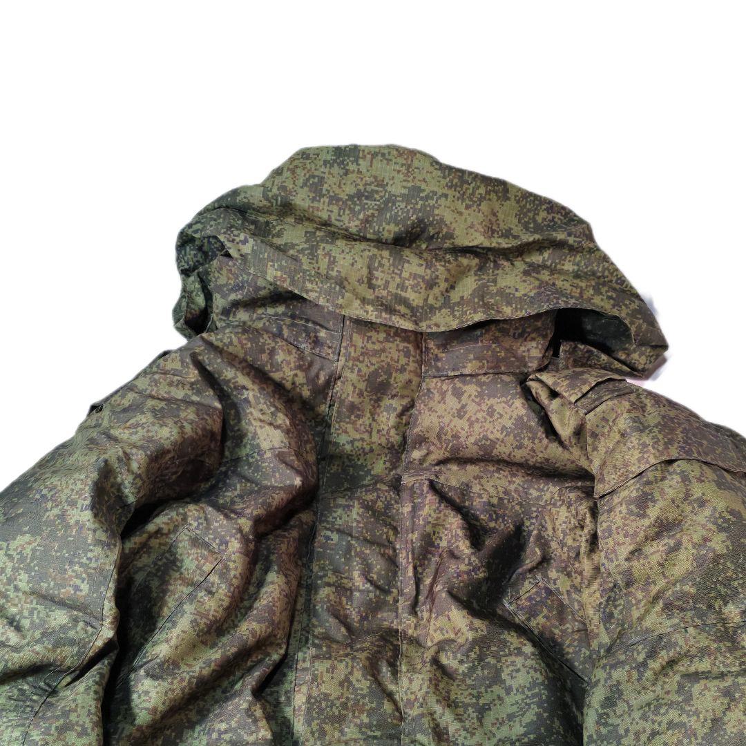 ロシア軍 実物 ロシア国家親衛隊 防寒着 デジタルフローラ 52-3 - メルカリ