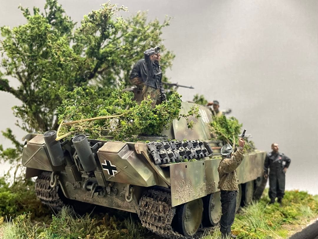 戦車ジオラマ 1/35 ドイツ パンターG型と戦車兵-【最終SALE】