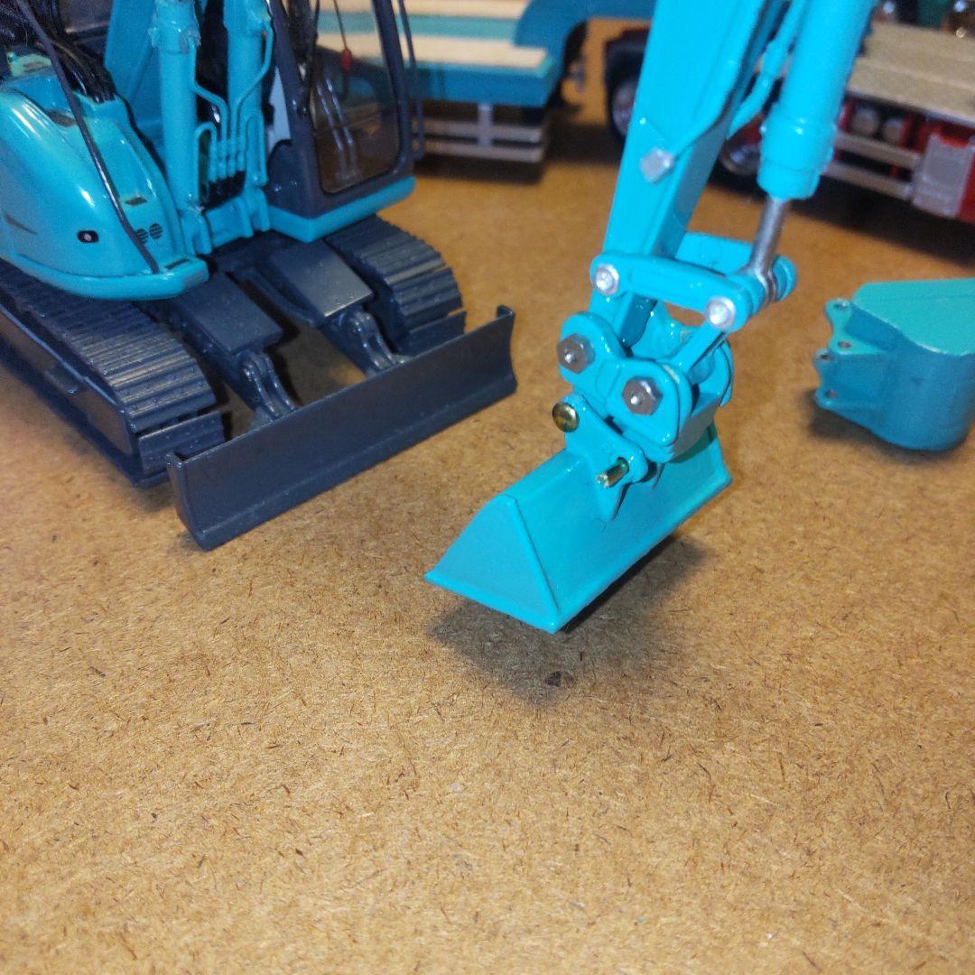 コベルコ建機　SK140SRLC クイックヒッチ法バケセット　1/50
