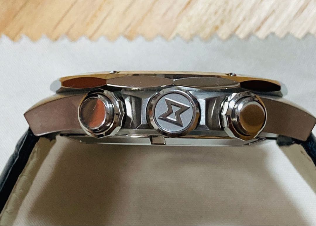 【AVALANCHE＄‼️】EDOX デルフィン 10105-3-AIN