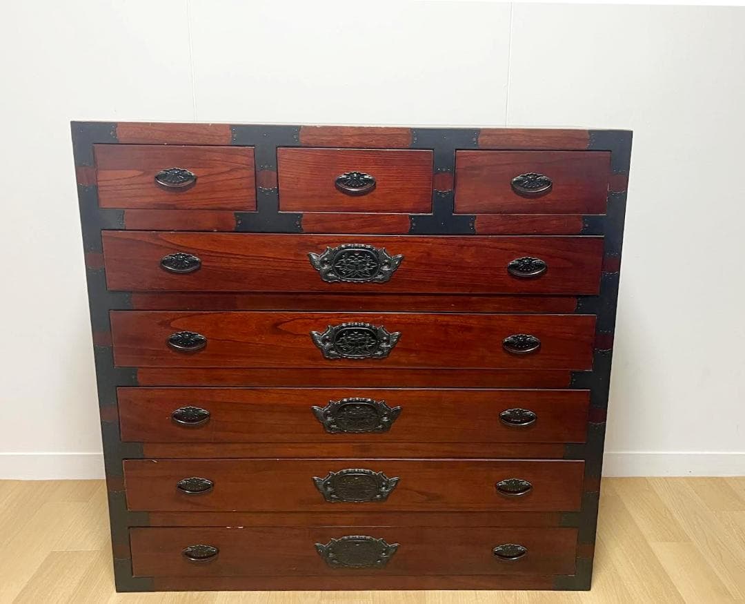 和箪笥 昭和レトロ 時代箪笥 アンティーク 伝統工芸 金具 菊唐草 和家具