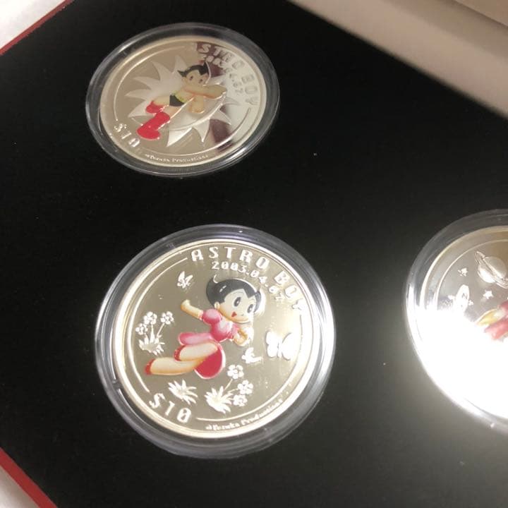 限定】鉄腕アトム誕生 10ドル銀貨3種 Prセット 戦うアトム／ウラン 箱付き
