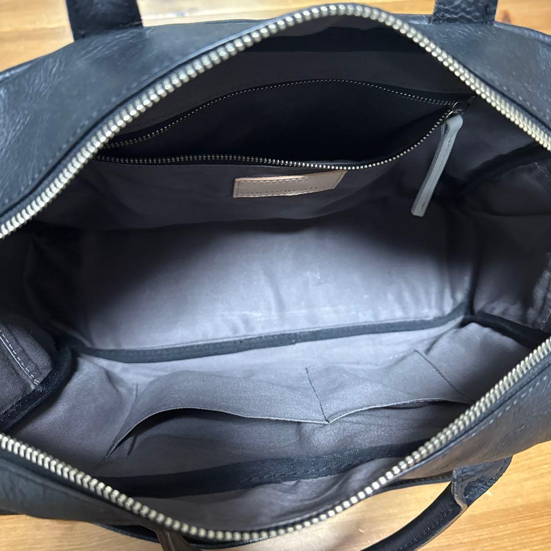 mon　　MADRIGAL おかかえバッグ 黒 マドリガル