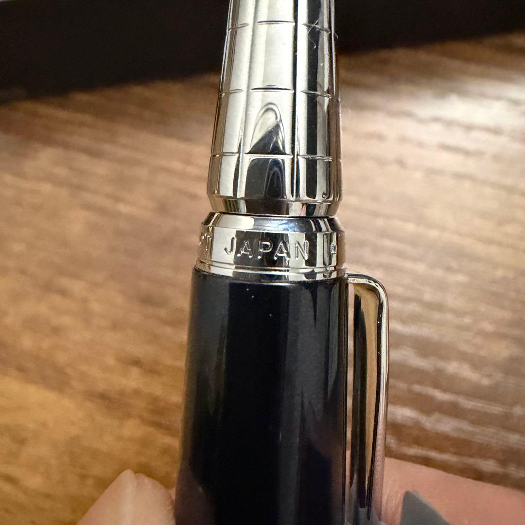 極美品 パイロット 油性ボールペン ライズ 細字0.7mm スターライトブラック