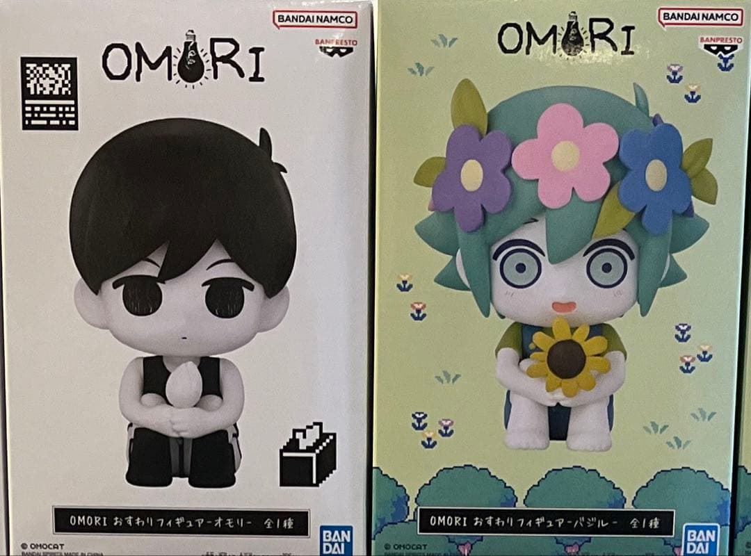 OMORI おすわりフィギュア オモリ バジル 2体セット - メルカリ