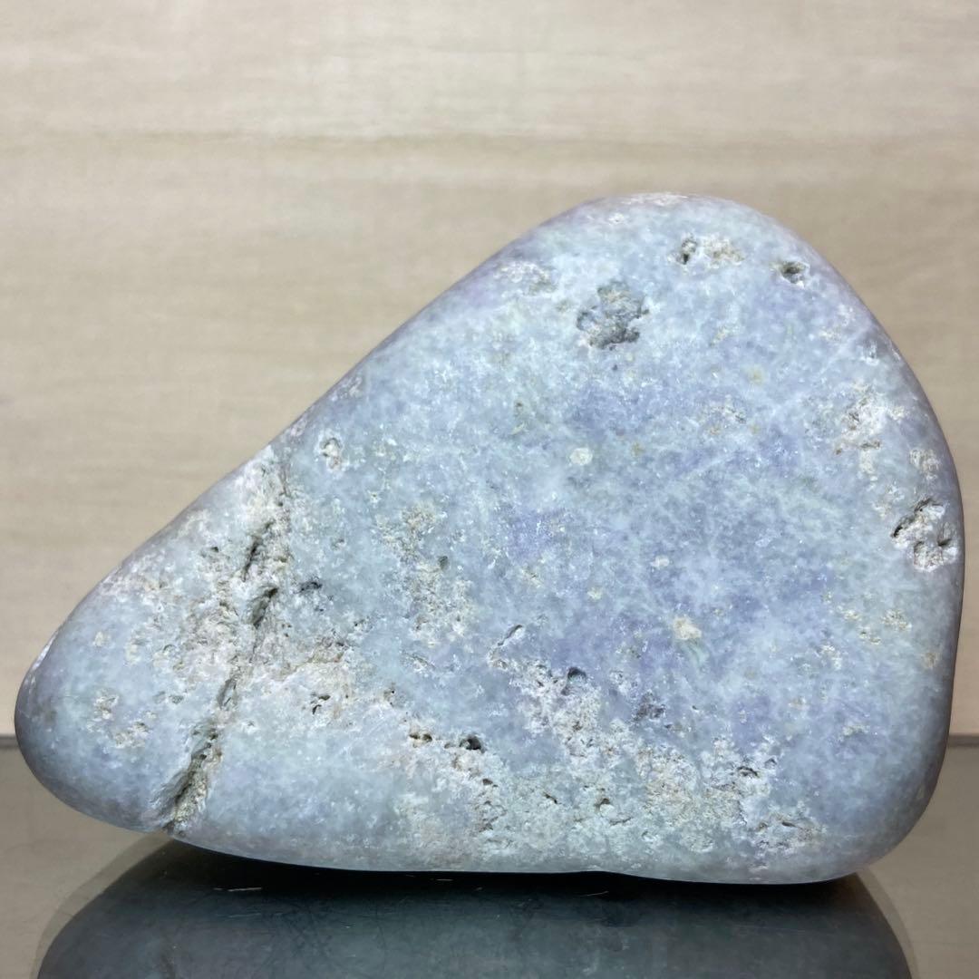 表示価格より20％OFF】糸魚川翡翠 ラベンダー翡翠 原石 218.1g