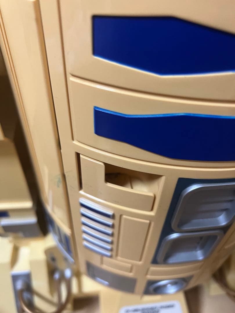 R2-D2 温冷庫 セブンイレブン 懸賞 冷蔵庫 R2D2 スターウォーズ