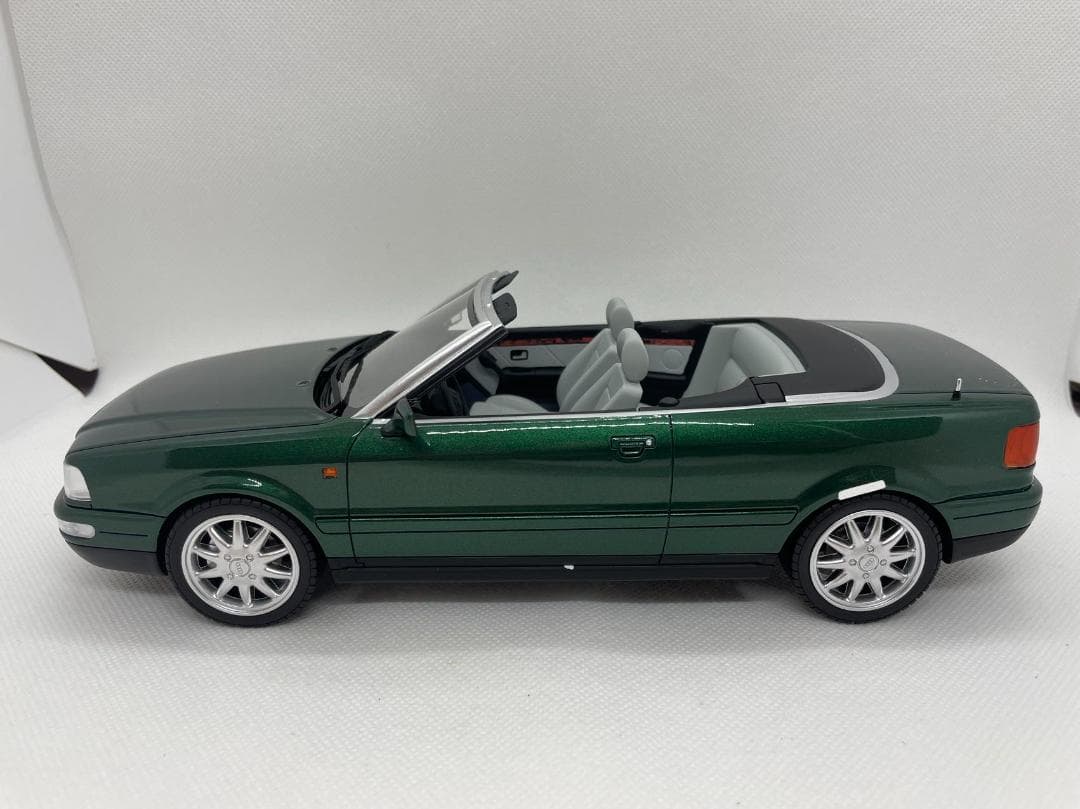 505-018 OTTO 1/18 アウディ カブリオレ 2.8