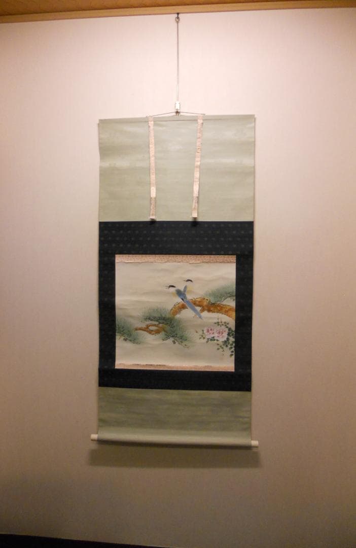 掛け軸 大堂 作 『 不老長春 』 絹本 希少 軸装 茶道具 掛軸 美品 です。