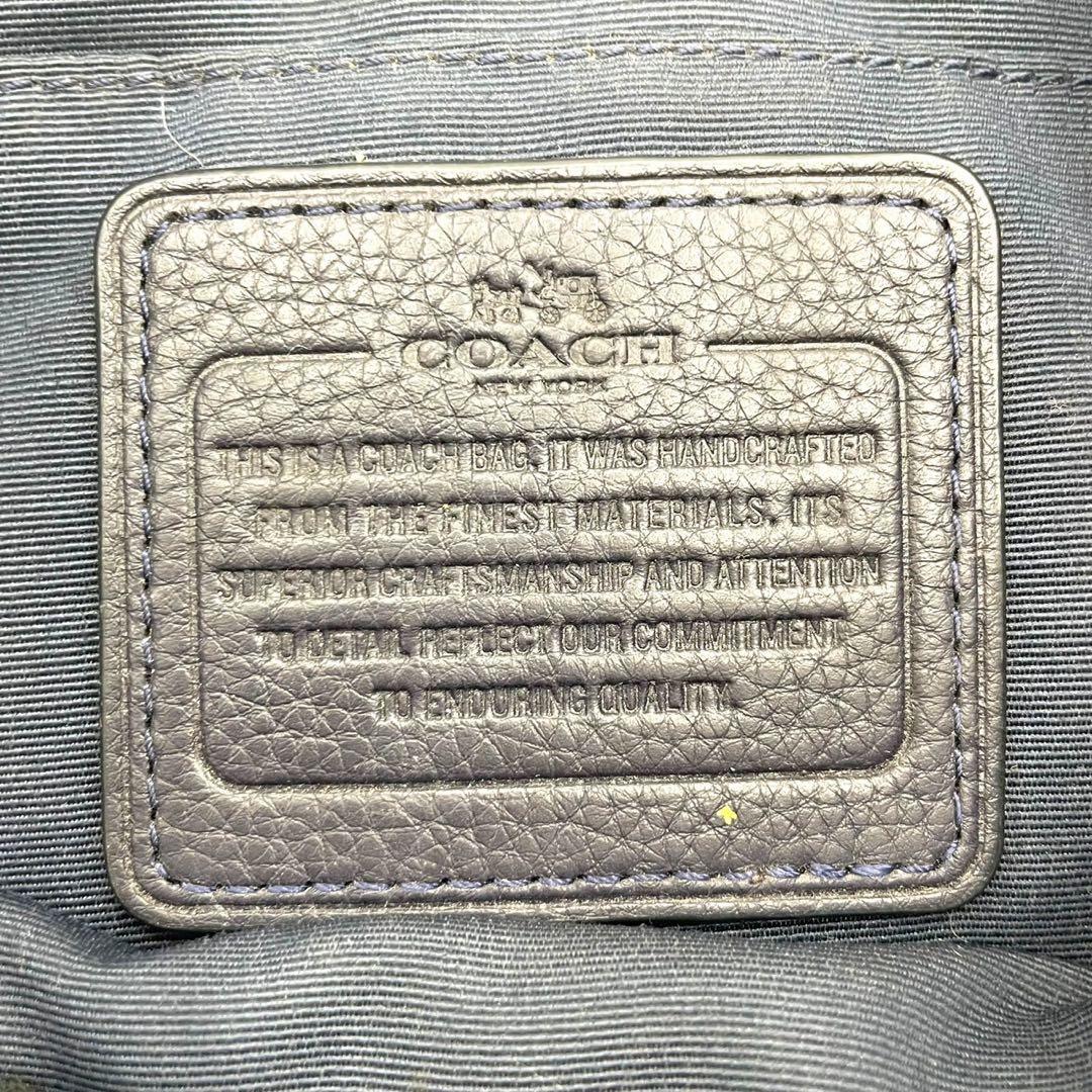 美品✨️コーチ ショルダーバッグ クロスボディ レザー シボ革 紺 ネイビー