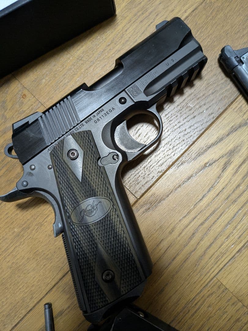 東京マルイ　V10ウルトラコンパクト　ブラック　カスタム