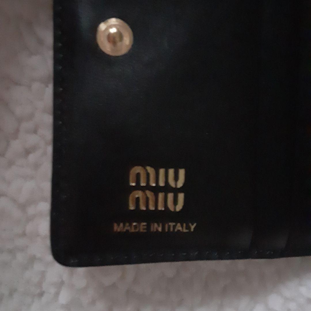 レア】ミュウミュウ パテント エナメル がま口 財布 5ME009