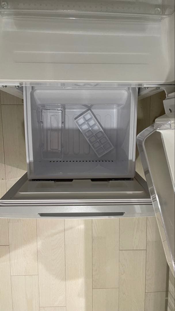 ※サーモン※【2021年製】SHARP ホワイト 2ドア冷蔵庫