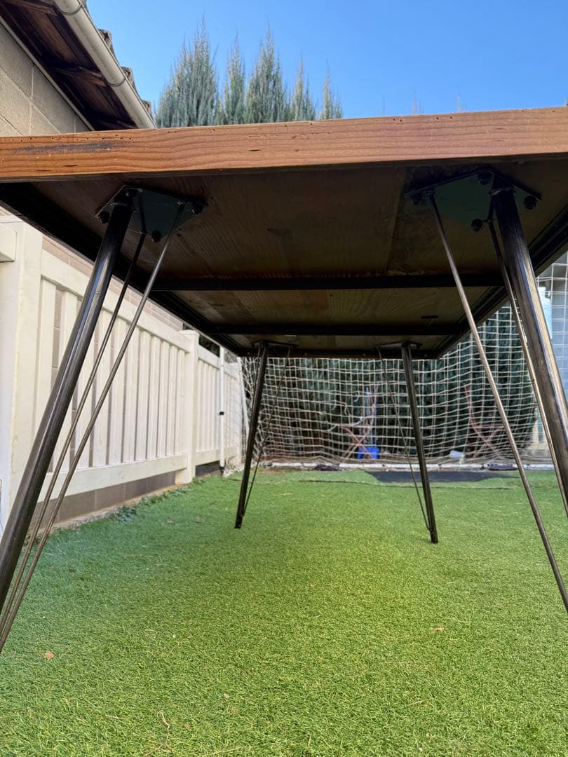 バーンウッド　古材　アンティーク　木製　ダイニングテーブル 金属脚付き