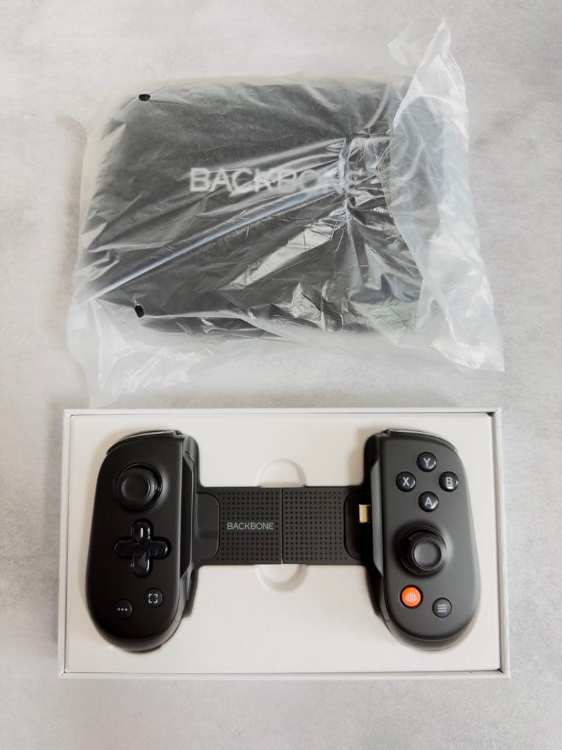 Backbone Pro 新製品　スマホ/PC対応コントローラー　ケース付