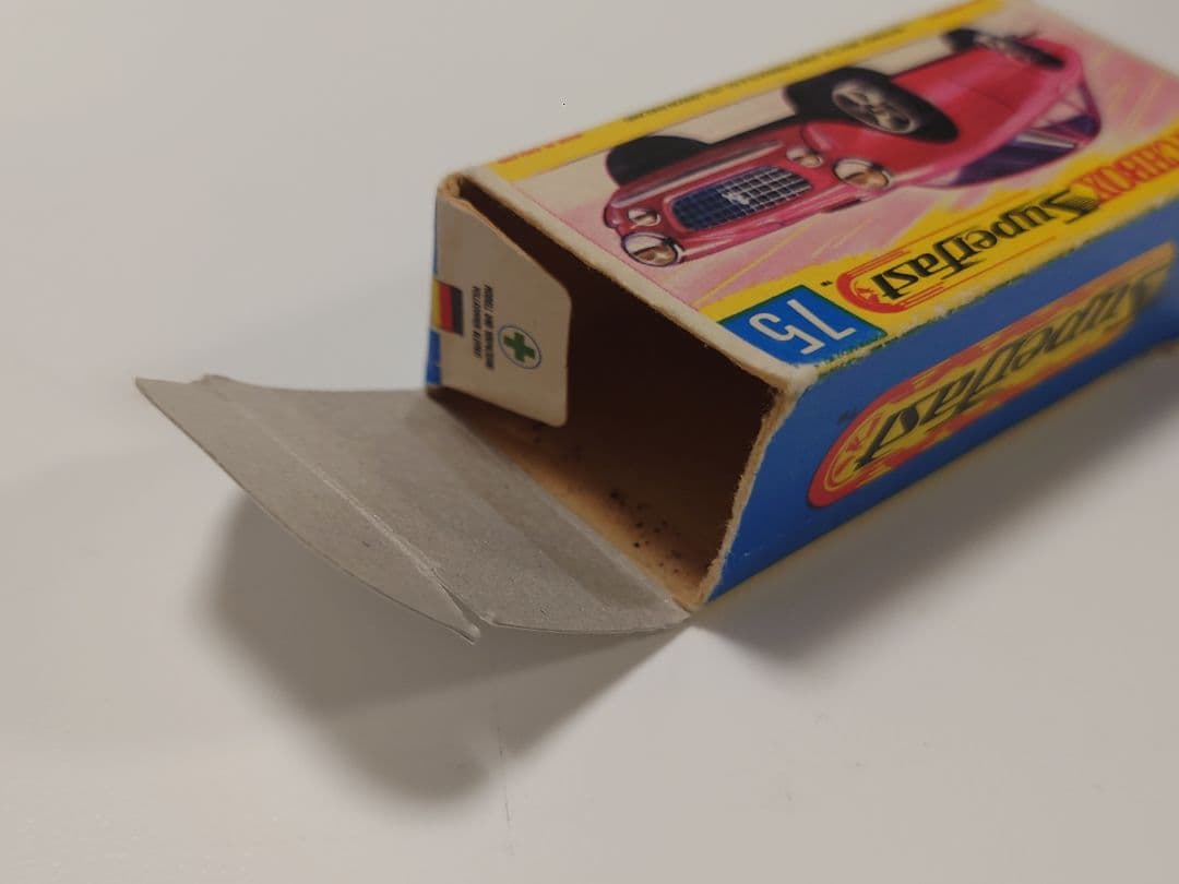 ミニカー MATCHBOX No.75 Ferrari Berlinetta