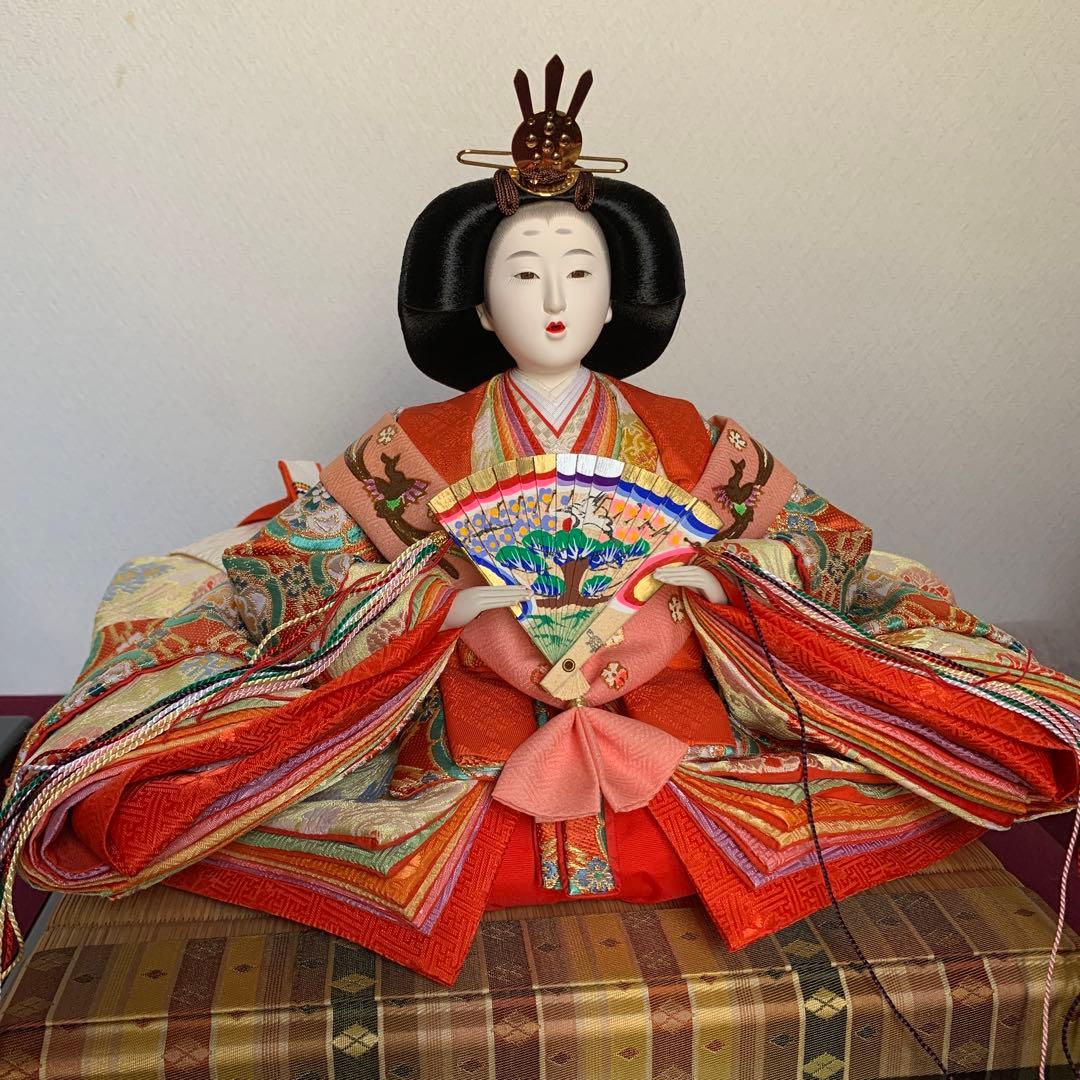 雛人形 親王台込み　伝統的な衣装 約30cm