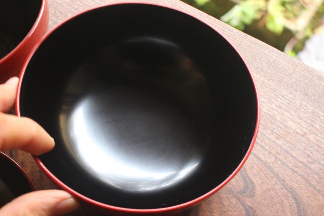 デッドストック！極上糸目朱漆に優美な松蒔絵の映える煮物椀2点（検輪島塗雑煮椀