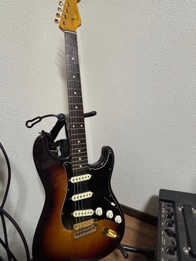 Fender japan Stratocasterストラトキャスターサンバースト Fender Made In Japan Traditional 60s Stratocaster 3-Color Sunburst
