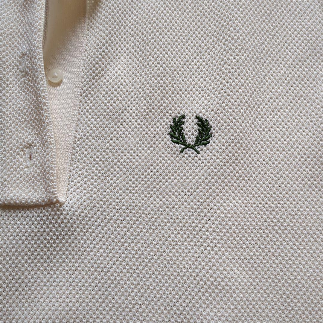 再値下げ‼️未使用品！フレッドペリー　レイビームス別注コラボ　エクリュポロシャツ