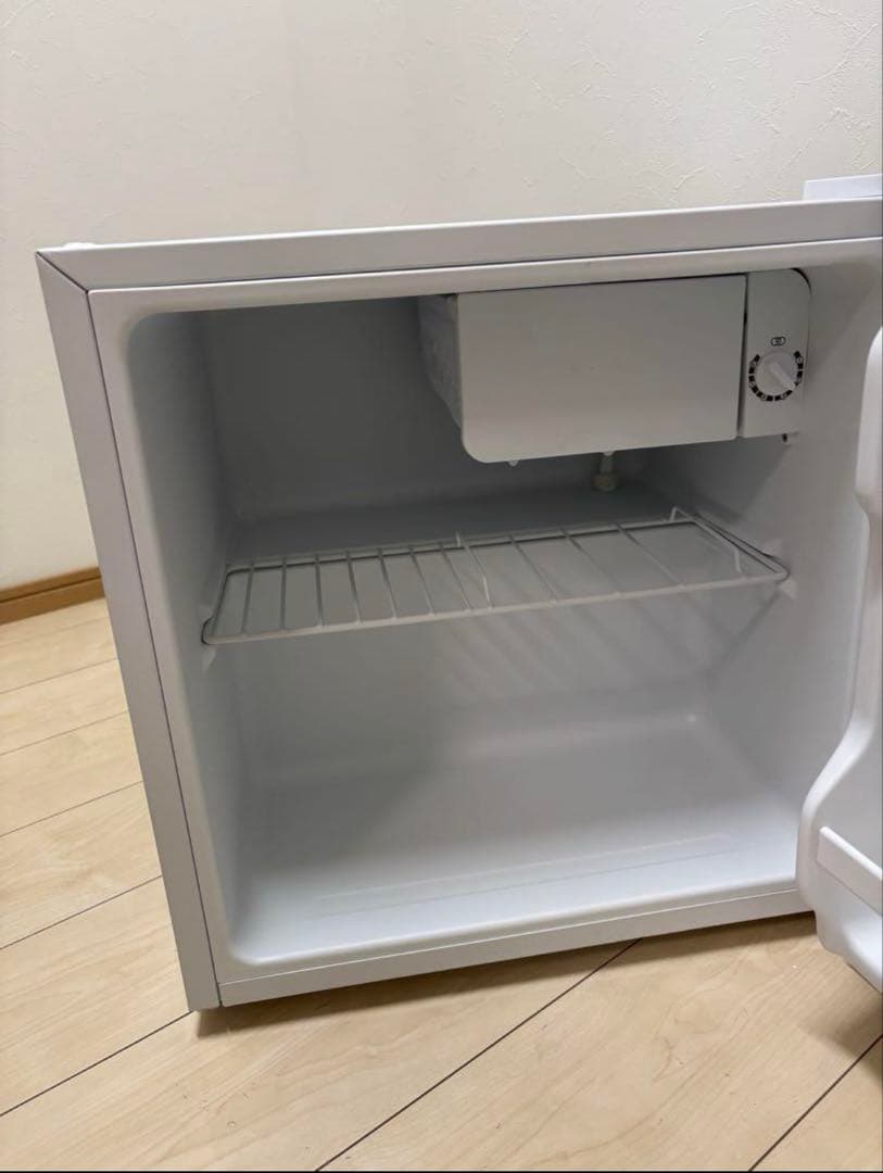 コンフィー(COMFEE’) 冷蔵庫 45L RCD45WH/E