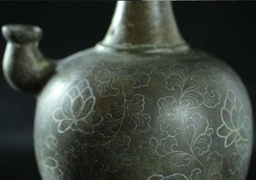 国宝級】高麗李朝 青銅製銀象嵌 蓮華唐草紋浄瓶 検）新羅仏 仏像 統一新羅
