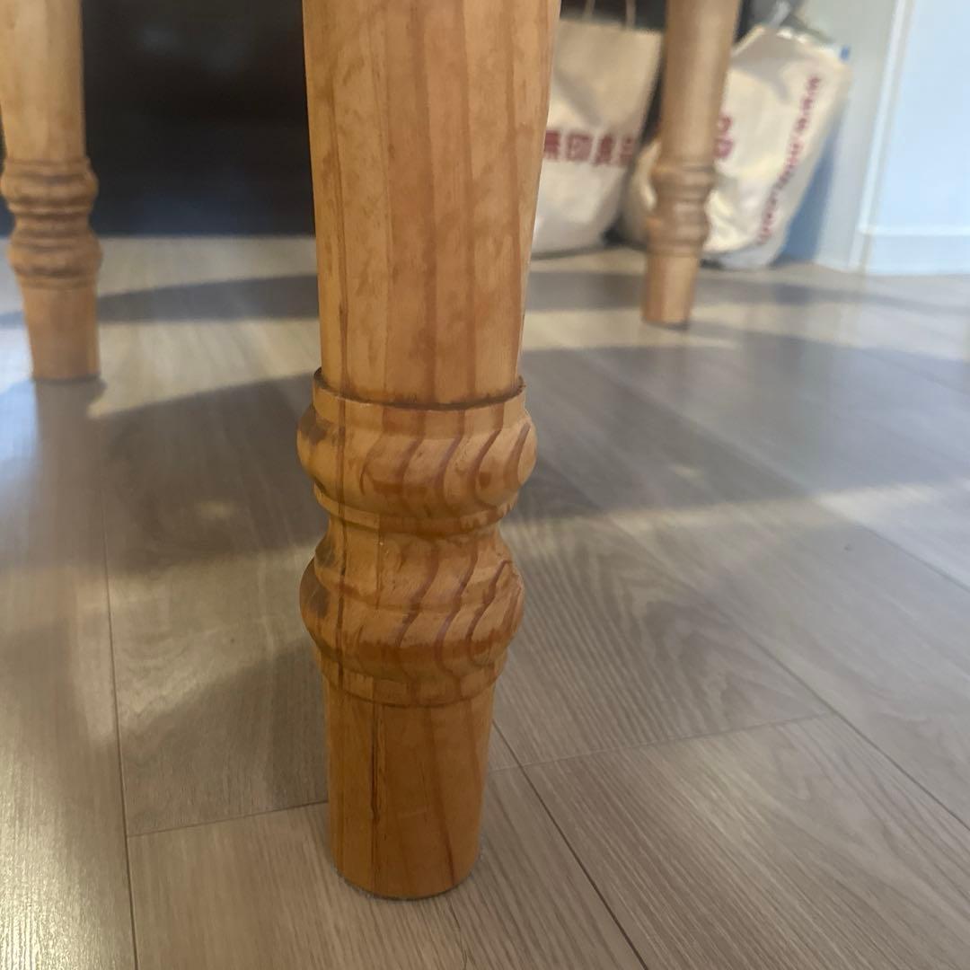 L*y様 【カントリー風】ダイニングテーブル　ラウンド　円　丸テーブル【パイン風