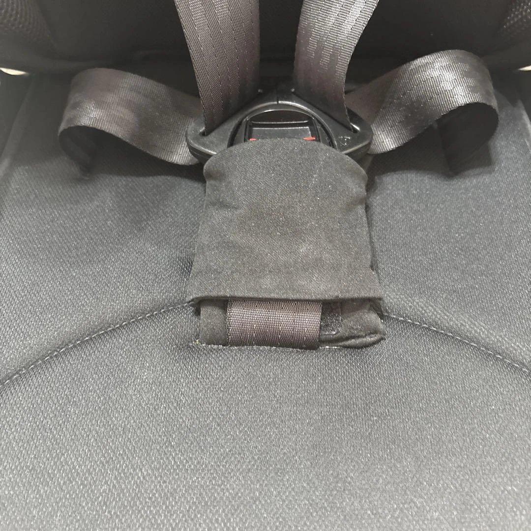 joie ジョイー ブースター チャイルドシート elevate エレベート