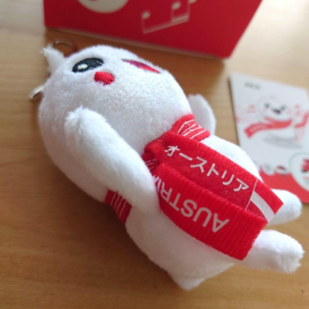 大阪万博 EXPO オーストリア 赤白赤 キーホルダー ぬいぐるみ - メルカリ