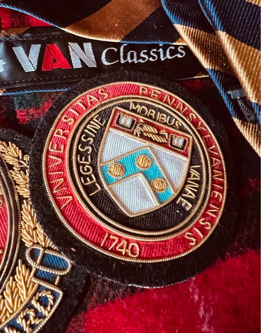 アメリカ東部ペンシルバニアのブレザーエンブレム8cm弱、大変貴重！