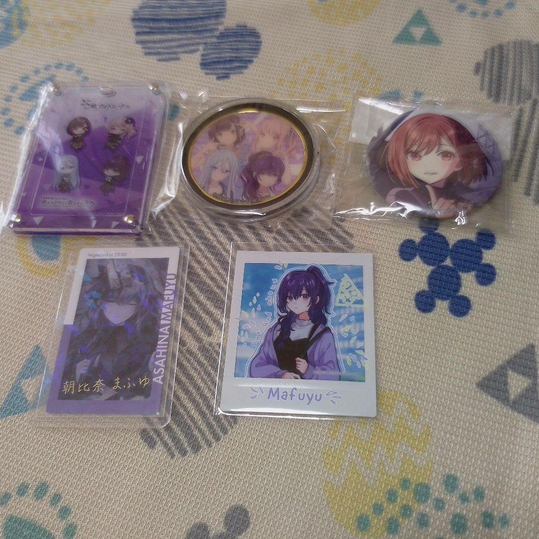 ニーゴ宵崎奏朝比奈まふゆ東雲絵名グリ缶バッチコネクトライブウエハ