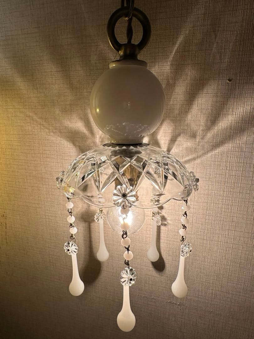 1920年代 フランス アンティーク オパリンガラスの可愛いミニ