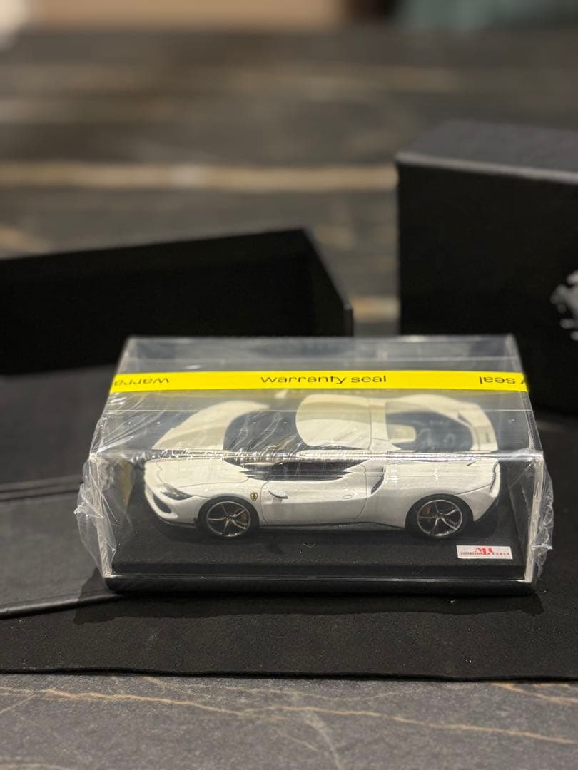 Ferrari フェラーリ　296ホワイト ミニカー