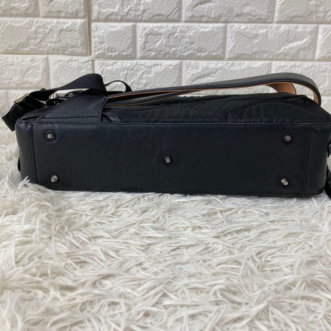 PID✨2way ブリーフケース　リュック　チャーム　ロゴプレート　A4 PC