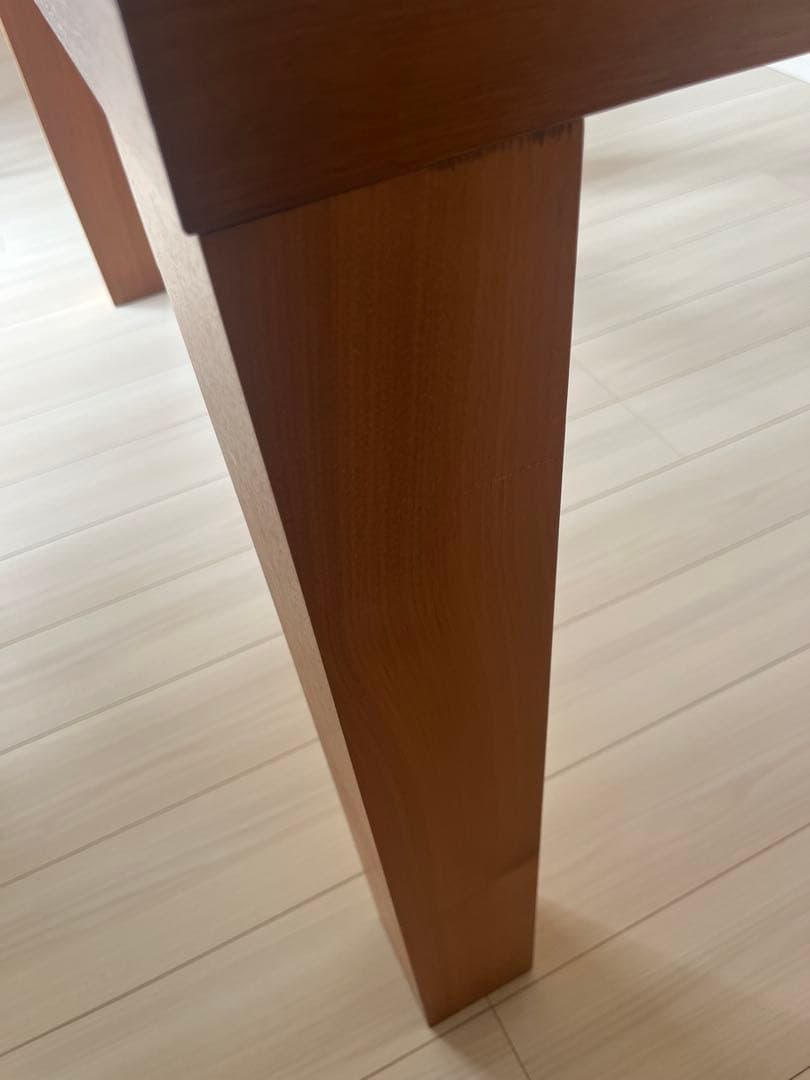 BoConcept（ボーコンセプト） ダイニングテーブル 4人掛け