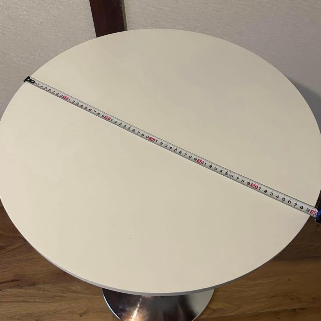 カフェテーブル