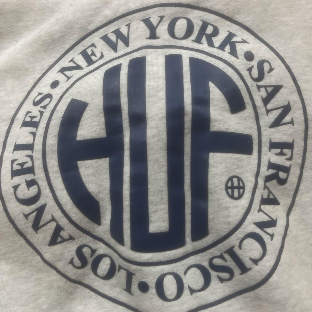 HUFフード付きパーカー ロゴ入り