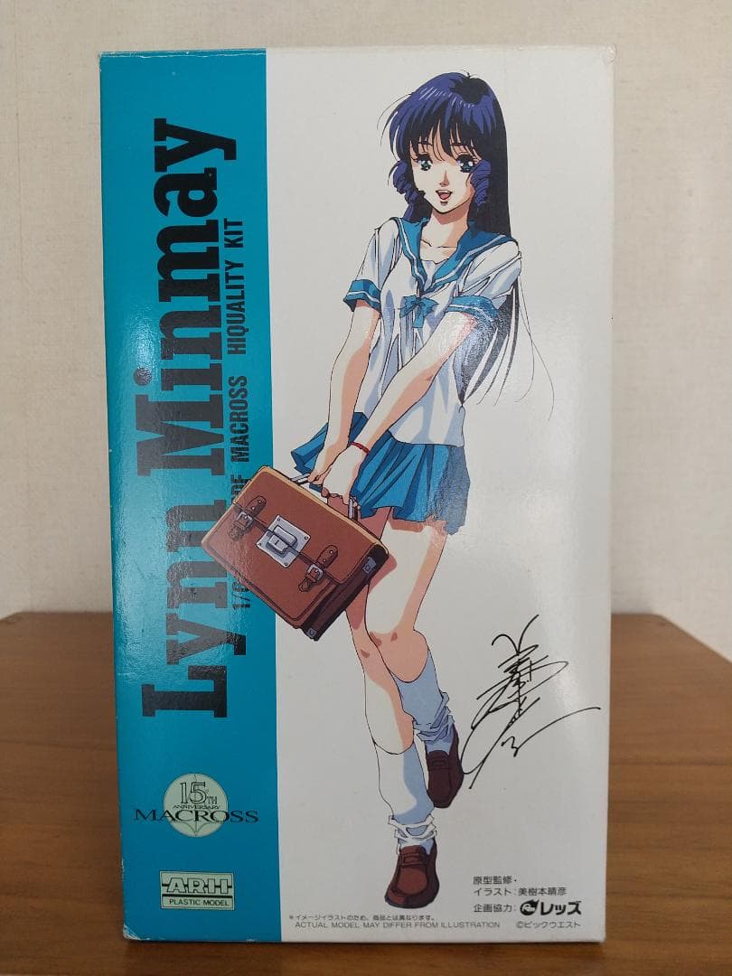 超時空要塞マクロス「リン・ミンメイ（制服Ver）」 ガレージキット