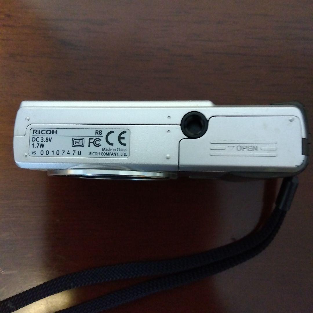 【動作品】RICOH リコー コンパクトデジタルカメラ R8　メモリーカード付き