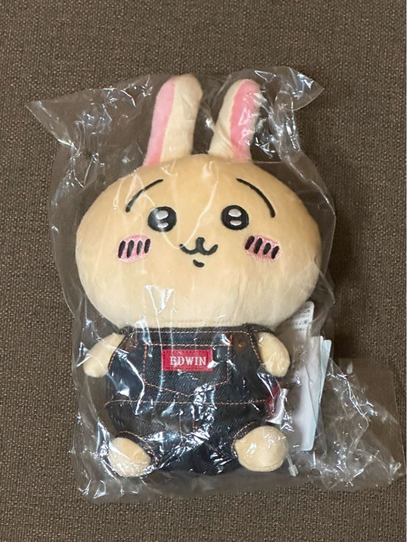 ちいかわ EDWIN エドウィン コラボ ぬいぐるみ【うさぎ】｜ハチワレ