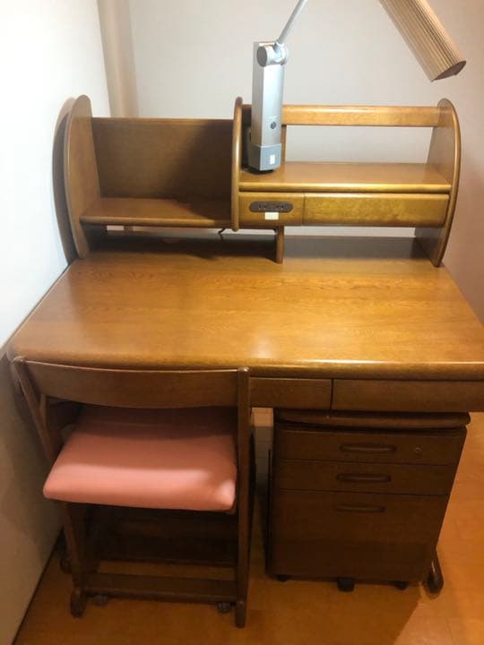 karimoku カリモク　勉強机