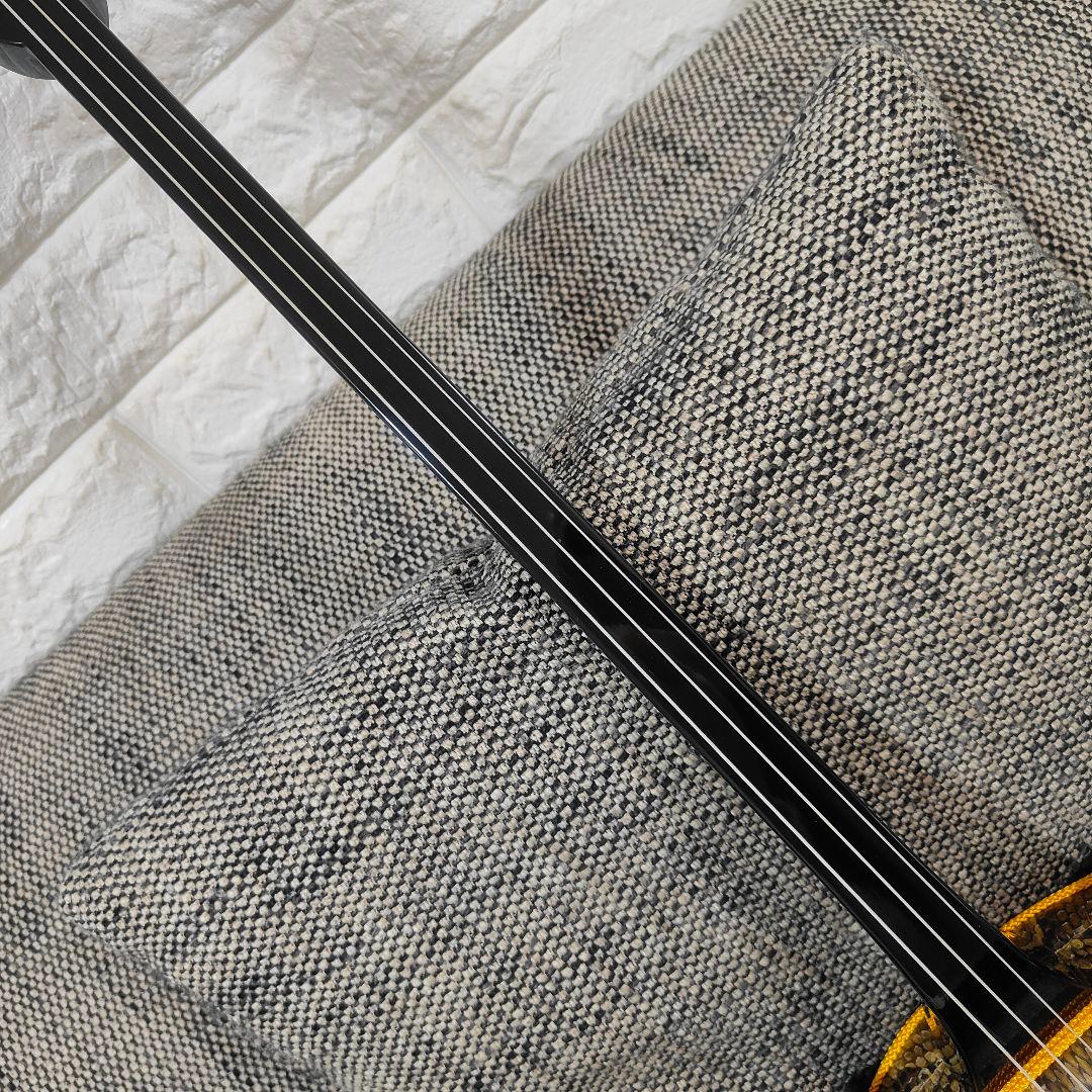 沖縄三線 本蛇革 沖縄音楽館 爪・ケース付き 黒金